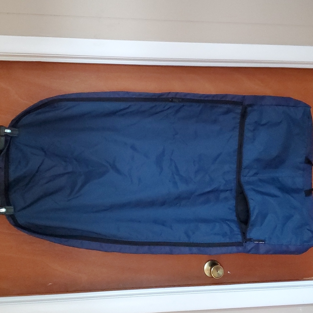Porter Co garment bag